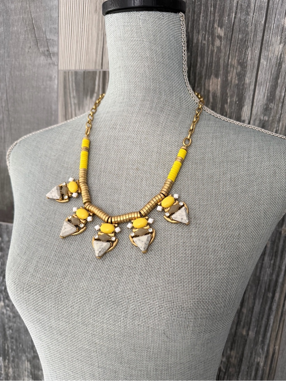 Stella & Dot Pavilion Statement Necklace